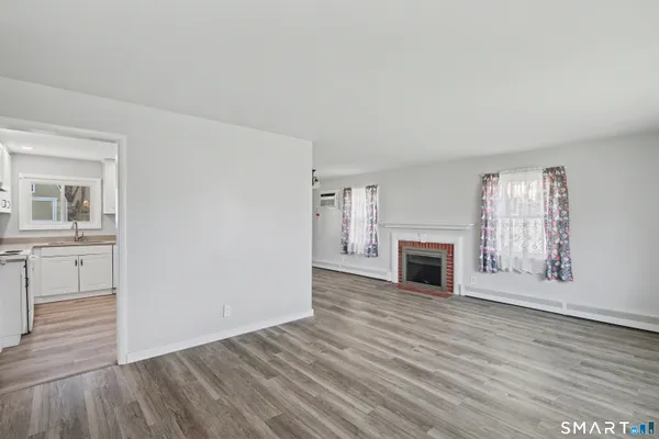 $2,800 | 41 Sunnybrook Bend, Waterbury, CT 06708