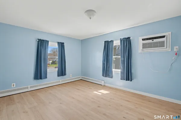 $2,800 | 41 Sunnybrook Bend, Waterbury, CT 06708