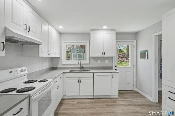 $2,800 | 41 Sunnybrook Bend, Waterbury, CT 06708