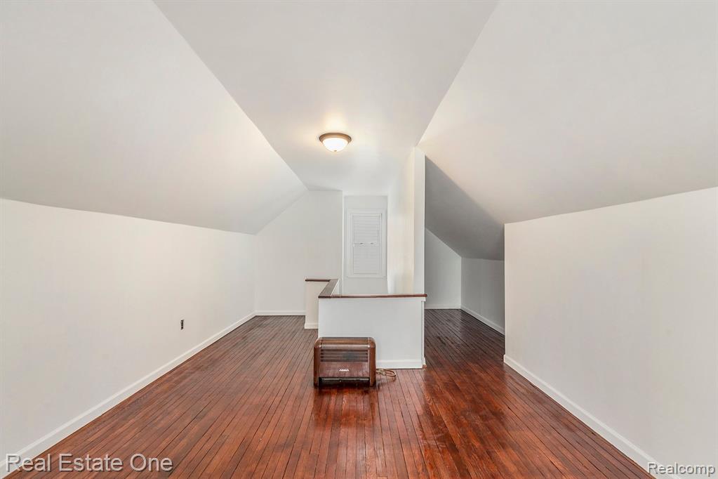2836 Academy Street Dearborn, MI 48124 - Photo 14 of 16
