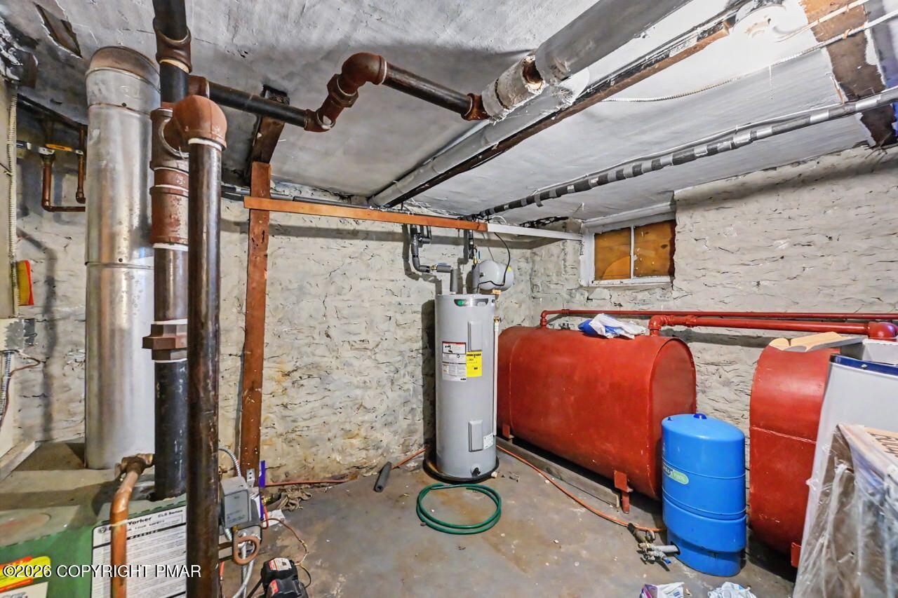 239 Meadowside Road Mount Pocono, PA 18344 - Photo 55 of 75 Oil Tanks