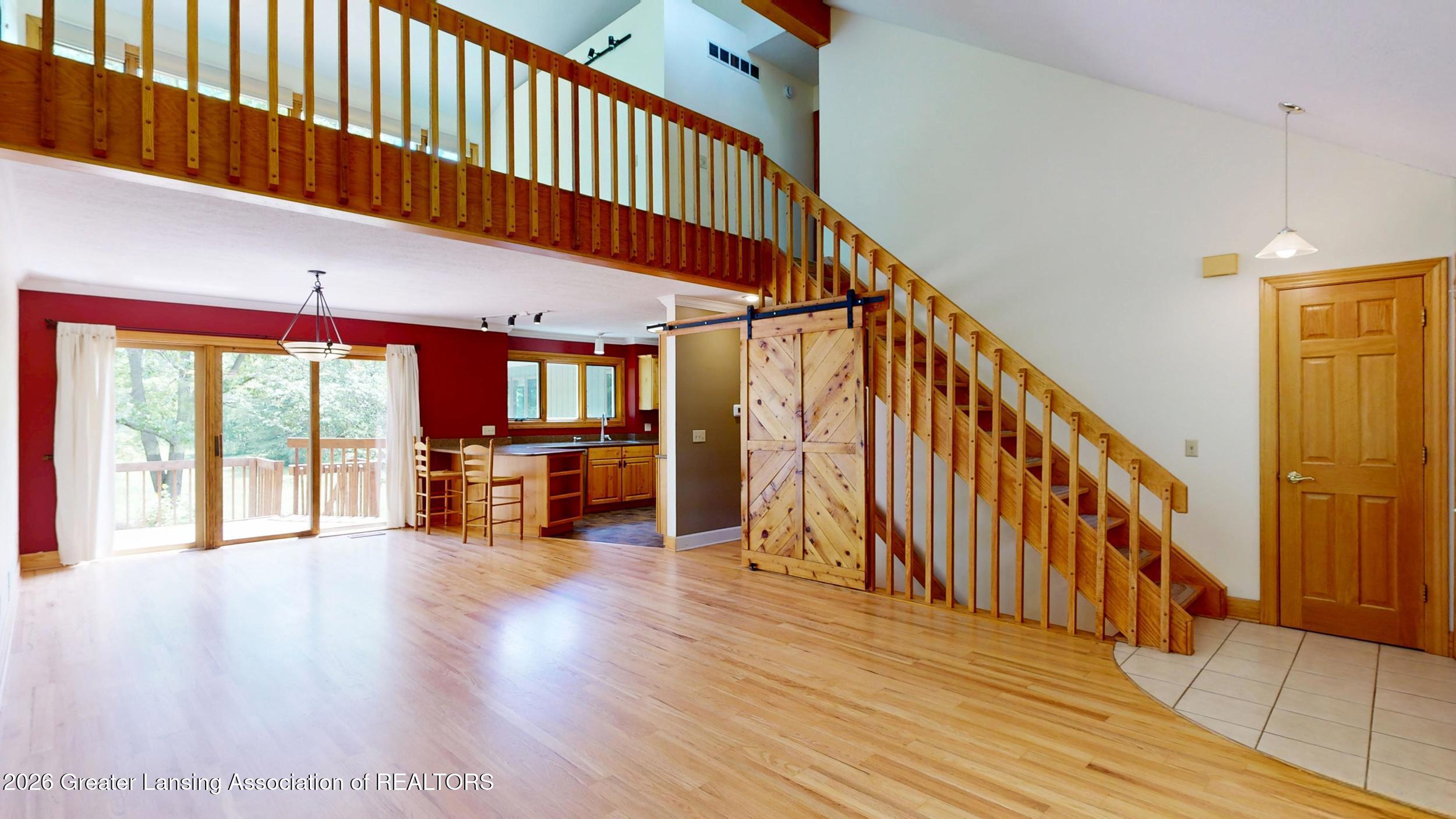 6464 Lounsbury Road Williamston, MI 48895 - Photo 11 of 92 Entryway
