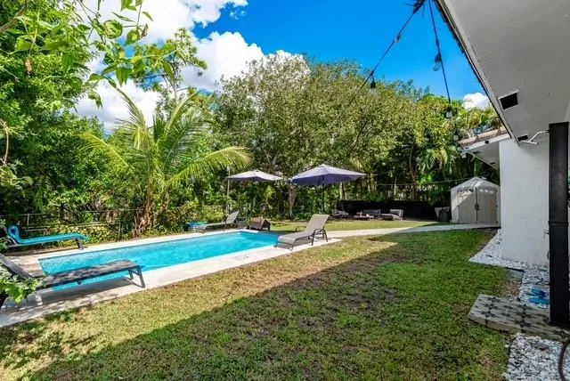 $4,500 | 7509 Northwest 40th Place, Coral Springs, FL 33065