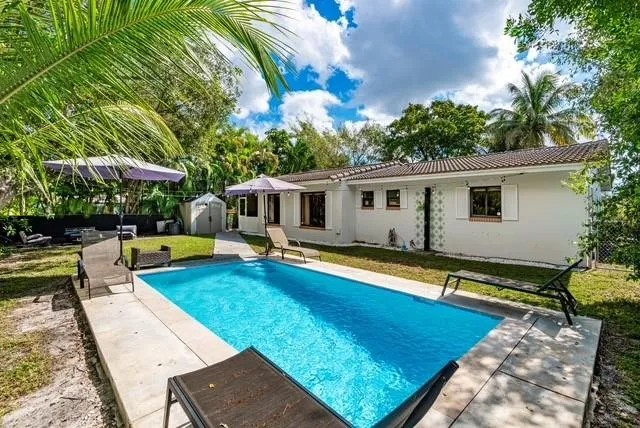 $4,500 | 7509 Northwest 40th Place, Coral Springs, FL 33065