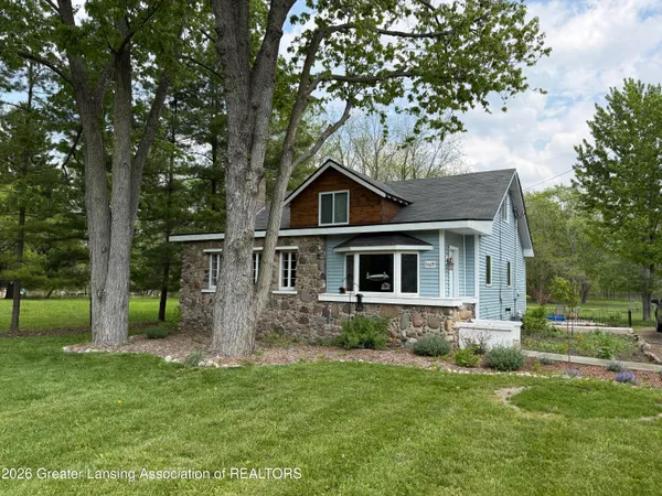 $259,900 | 5429 South Waverly Road, Lansing, MI 48911