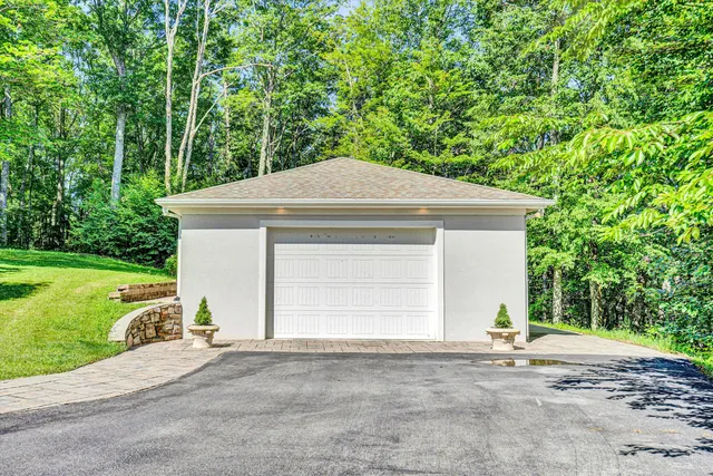 $2,495,000 | 10947 Bottom Creek Road, Bent Mountain, VA 24059