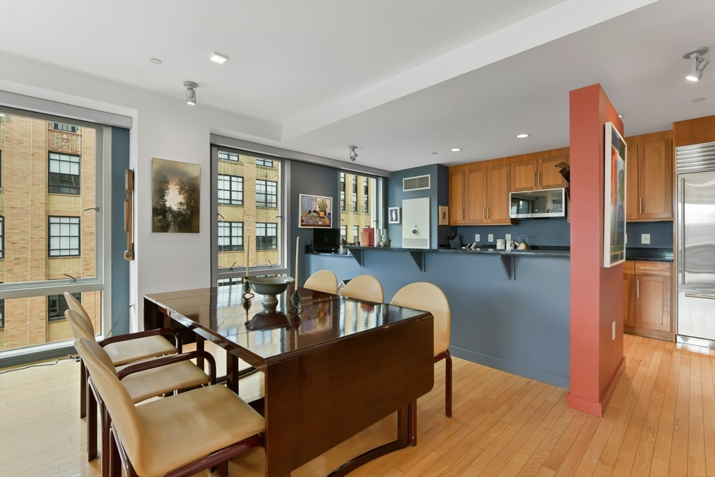 80 Broad Street, Unit PH1202 Boston, MA 02110 - Photo 5 of 12