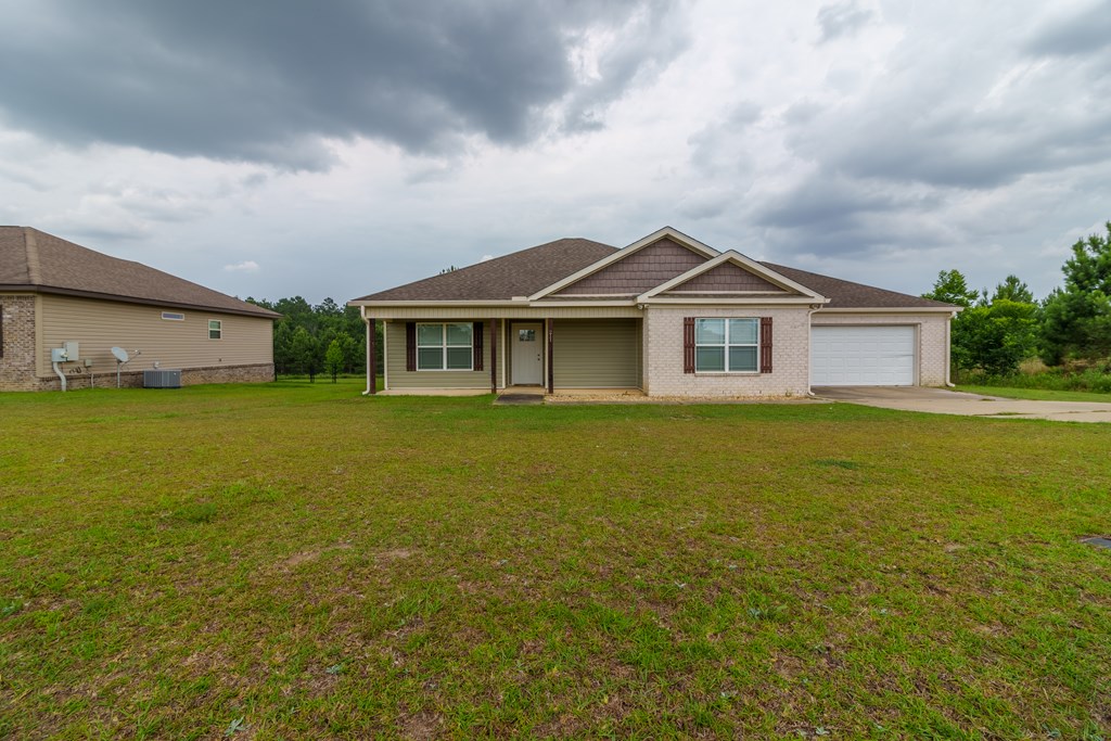 211 Mccallister Road Slocomb, AL 36375 - Photo 3 of 37