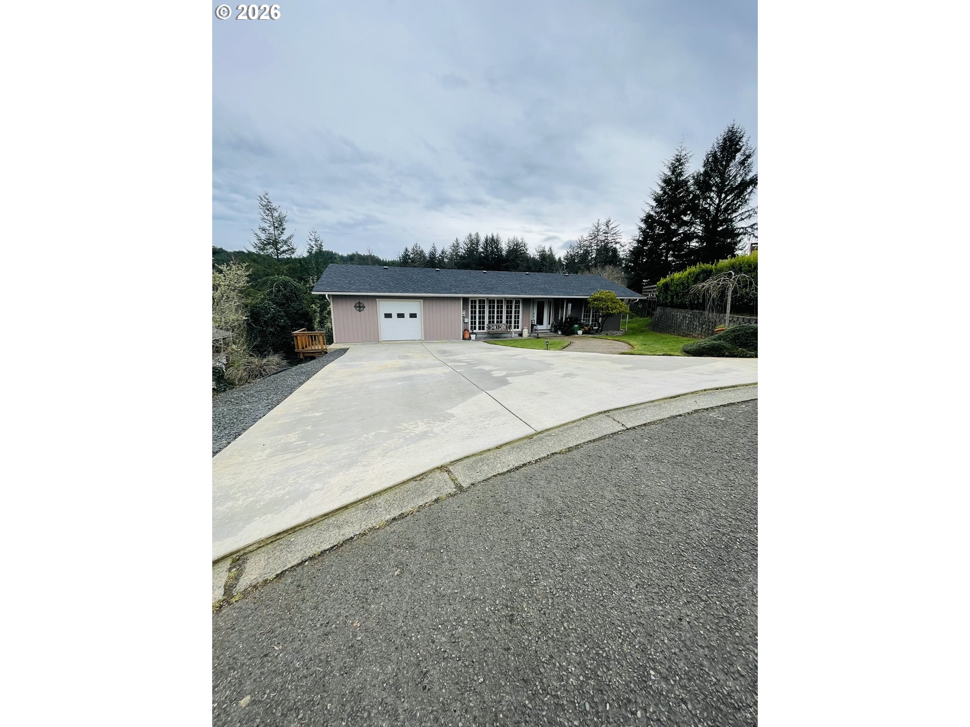 922 Fern Place Reedsport, OR 97467 - Photo 1 of 43