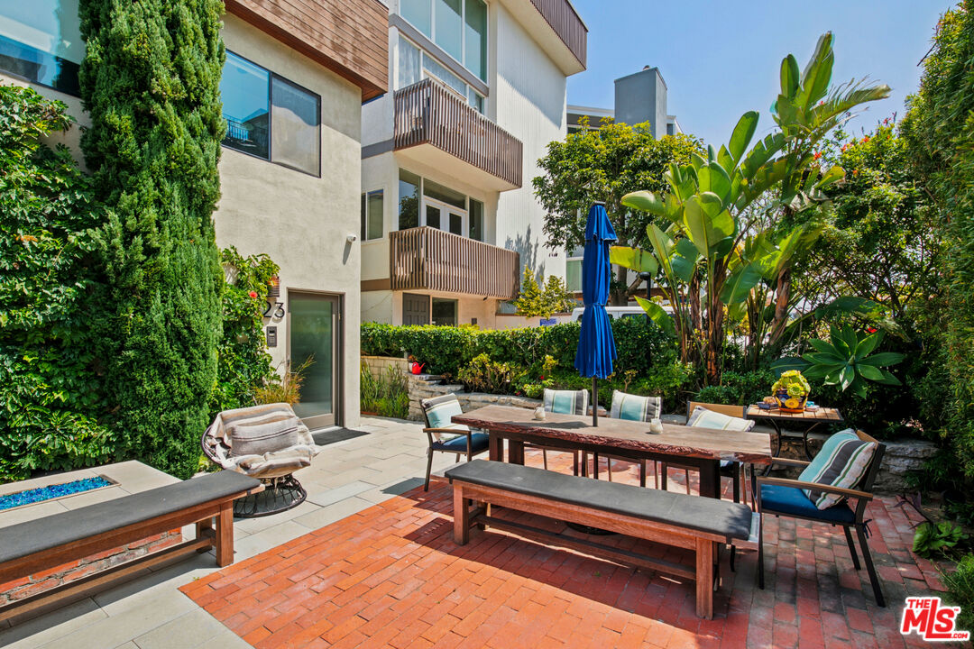 23 Privateer Street Marina del Rey, CA 90292 - Photo 5 of 52