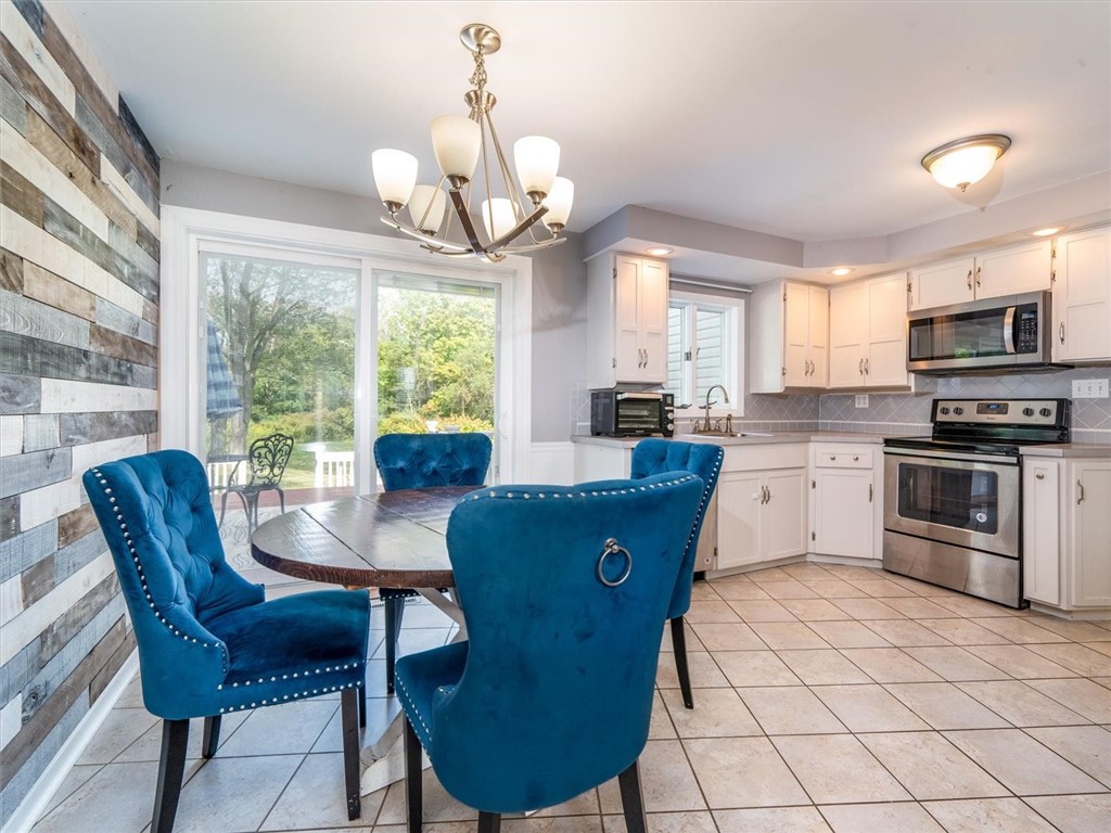 526 Robertson Road Churchville, NY 14428 - Photo 9 of 50