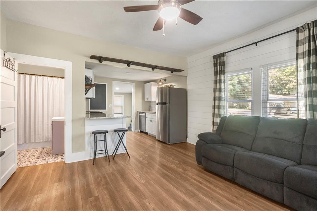 900 Walnut Avenue Osawatomie, KS 66064 - Photo 4 of 9