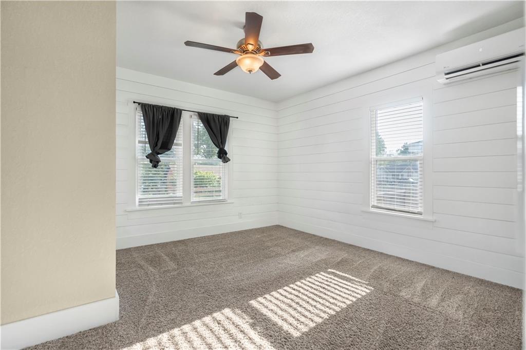 900 Walnut Avenue Osawatomie, KS 66064 - Photo 7 of 9