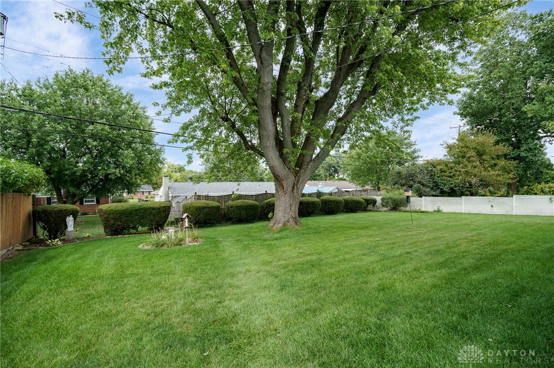 941 Gardner Road Kettering, OH 45429 - Photo 33 of 46