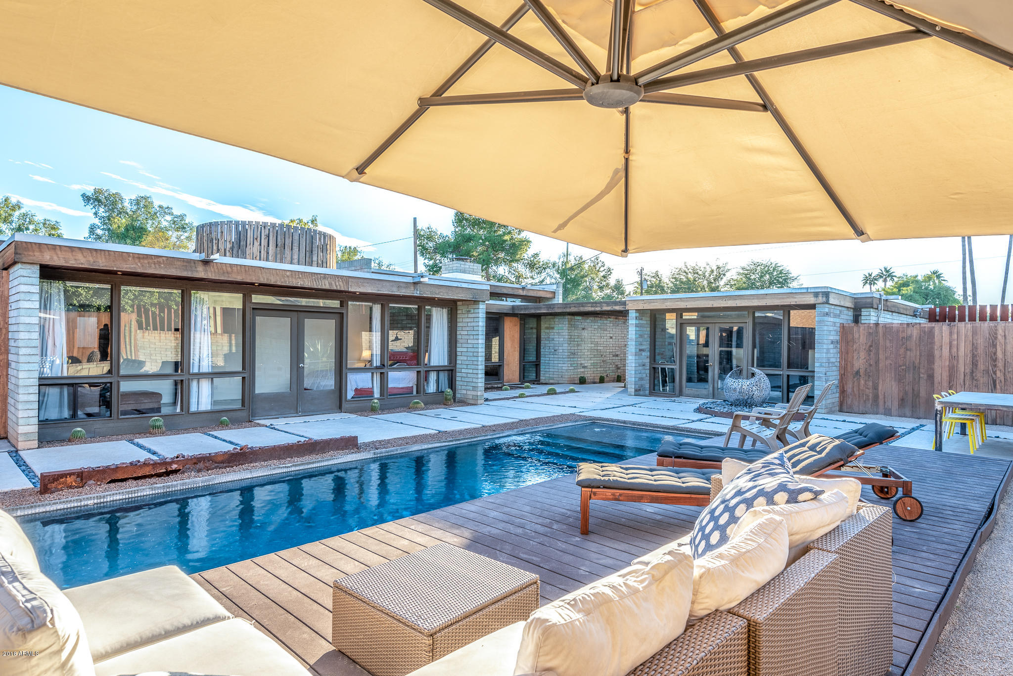 1348 East Cheery Lynn Road Phoenix, AZ 85014 - Photo 29 of 69 29