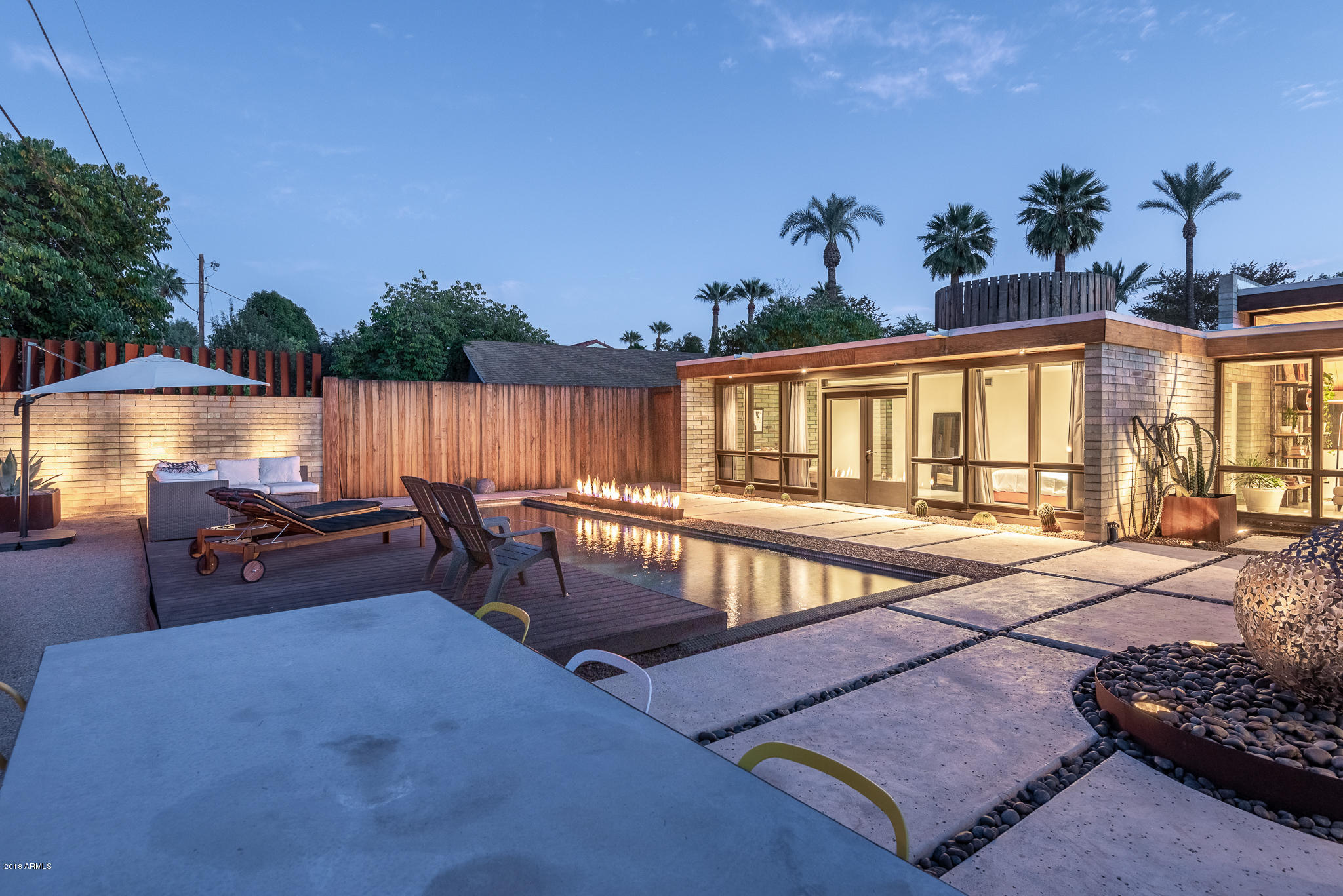 1348 East Cheery Lynn Road Phoenix, AZ 85014 - Photo 8 of 69 8