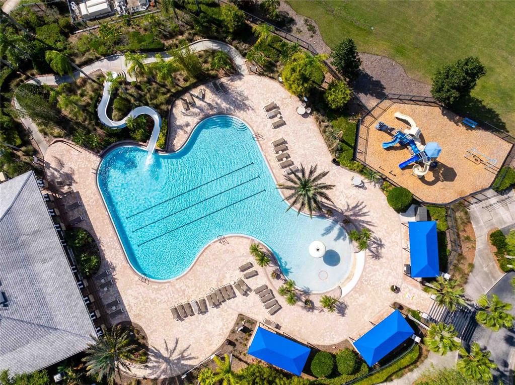 2814 Maple Brook Loop Lutz, FL 33558 - Photo 31 of 38 an aerial view of a house swimming pool and outdoor space