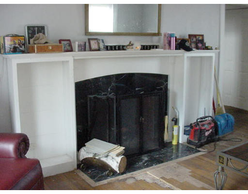 27 Leicester Road Marblehead, MA 01945 - Photo 4 of 11