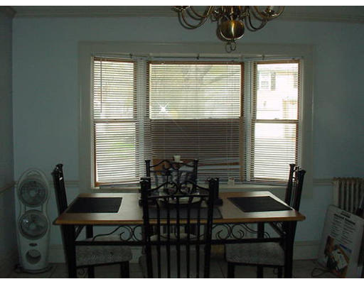 27 Leicester Road Marblehead, MA 01945 - Photo 6 of 11