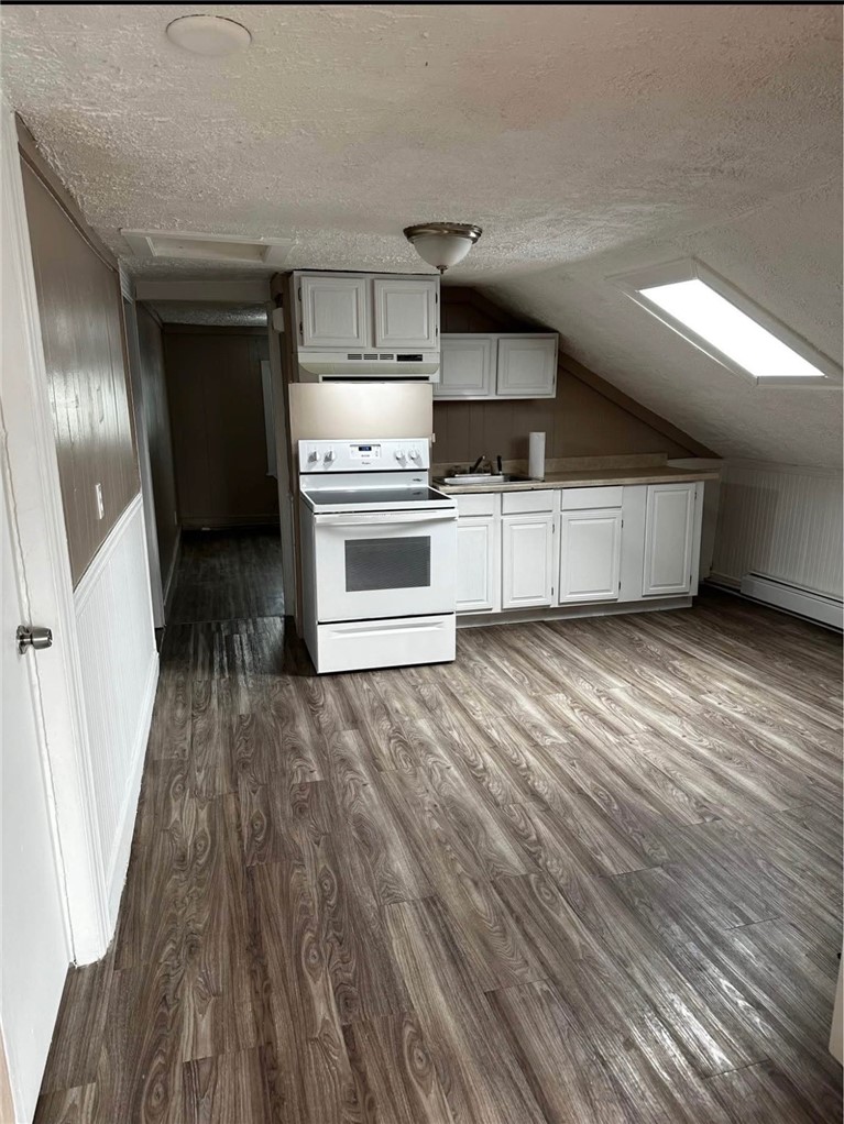 8 Andem Street Providence, RI 02908 - Photo 2 of 23
