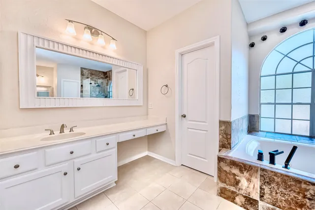 $3,650 | 19 Calleston Court, Sugar Land, TX 77479