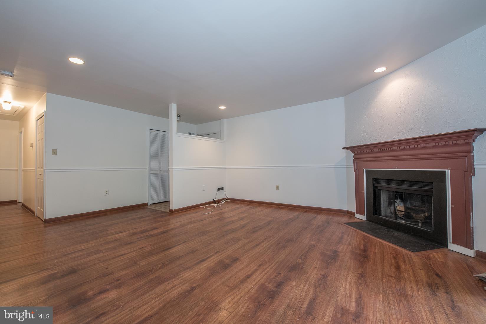 254 Valley Stream Lane Chesterbrook, PA 19087 - Photo 5 of 29
