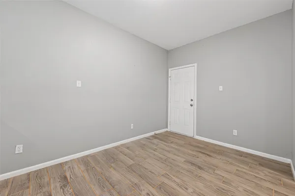 $2,300 | 25106 Morgan Cemetery Road, Cleveland, TX 77328