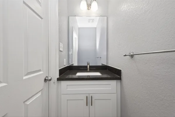 $2,300 | 25106 Morgan Cemetery Road, Cleveland, TX 77328