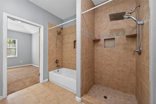 $2,300 | 25106 Morgan Cemetery Road, Cleveland, TX 77328