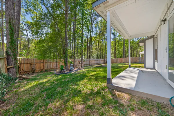 $2,300 | 25106 Morgan Cemetery Road, Cleveland, TX 77328