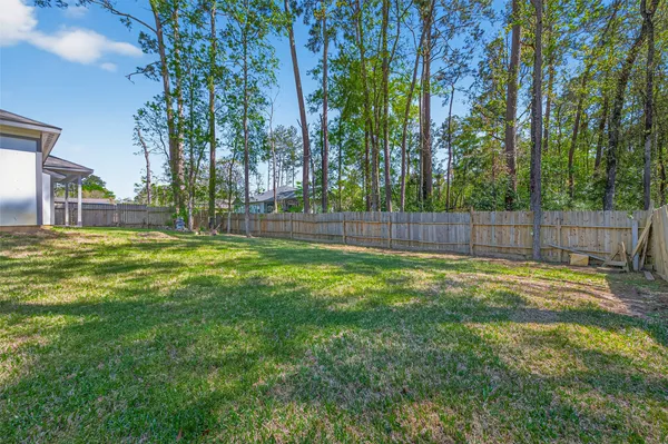 $2,300 | 25106 Morgan Cemetery Road, Cleveland, TX 77328