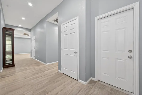 $2,300 | 25106 Morgan Cemetery Road, Cleveland, TX 77328