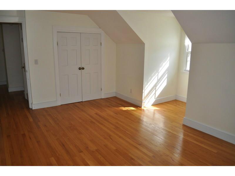 21 Intervale Road Kennebunk, ME 04043 - Photo 17 of 23 Master Bedroom. Master bedroom