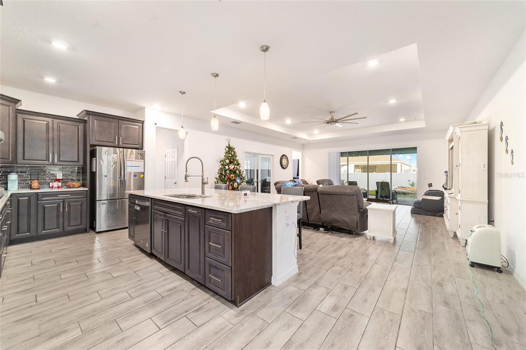 6139 Southwest 74th Avenue Ocala, FL 34474 - Photo 10 of 35