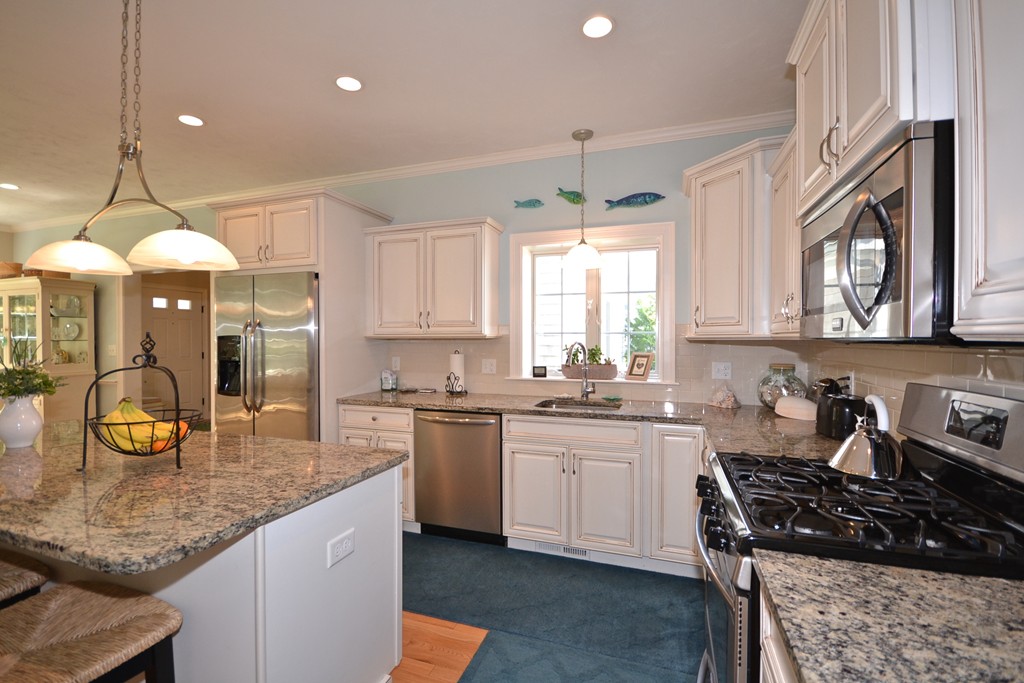 102 Fairhaven Road, Unit 23 Mattapoisett, MA 02739 - Photo 13 of 20 Gallery Image 13