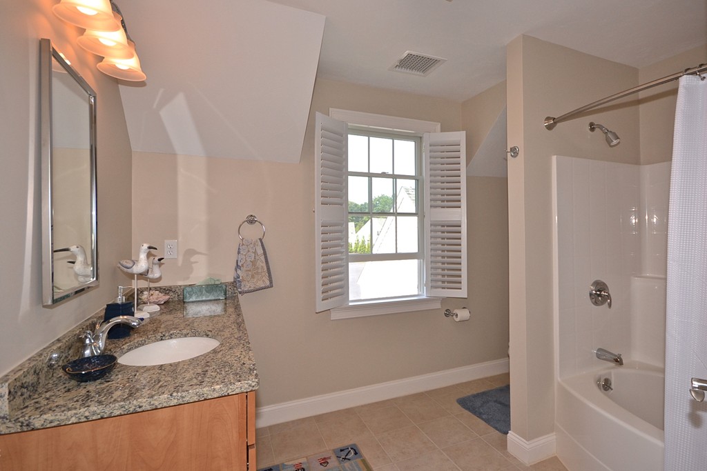 102 Fairhaven Road, Unit 23 Mattapoisett, MA 02739 - Photo 17 of 20 Gallery Image 17