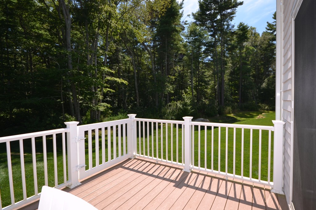 102 Fairhaven Road, Unit 23 Mattapoisett, MA 02739 - Photo 5 of 20 Gallery Image 5