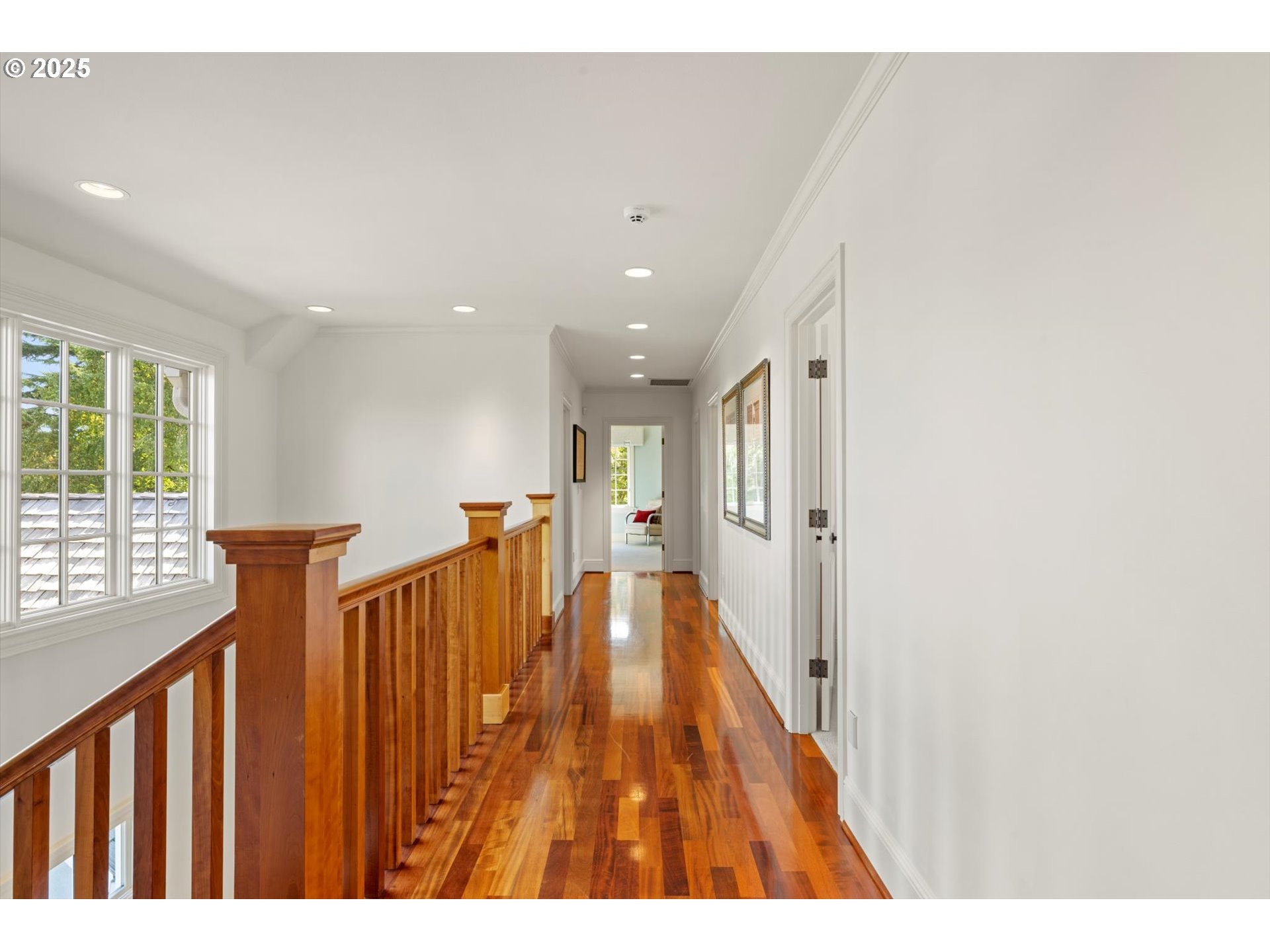 1948 Southwest Terrace Drive Portland, OR 97201 - Photo 22 of 48 a view of gallery with wooden floor