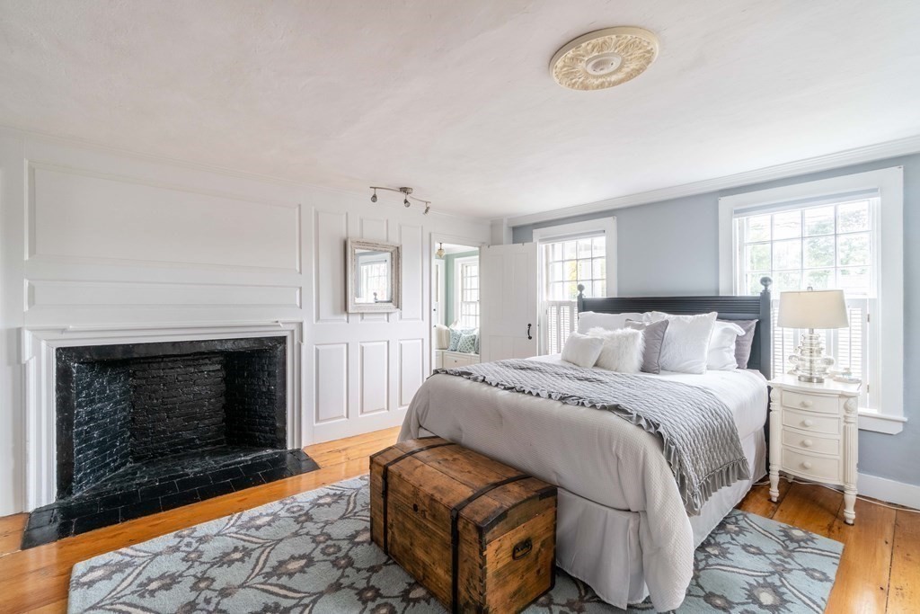 7 Fort Hill Street Hingham, MA 02043 - Photo 15 of 21