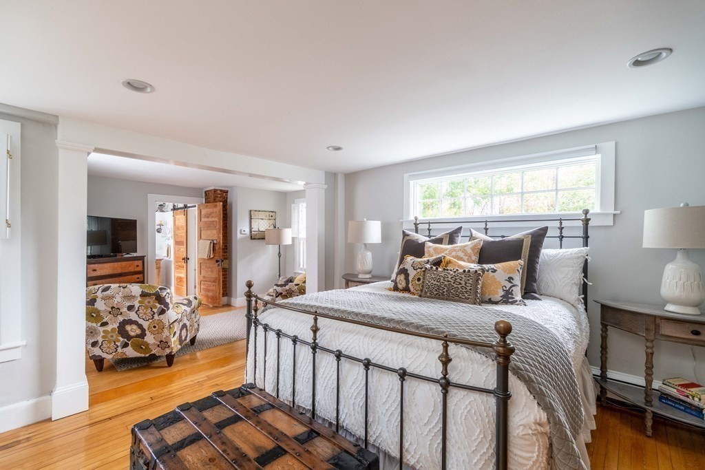 7 Fort Hill Street Hingham, MA 02043 - Photo 17 of 21