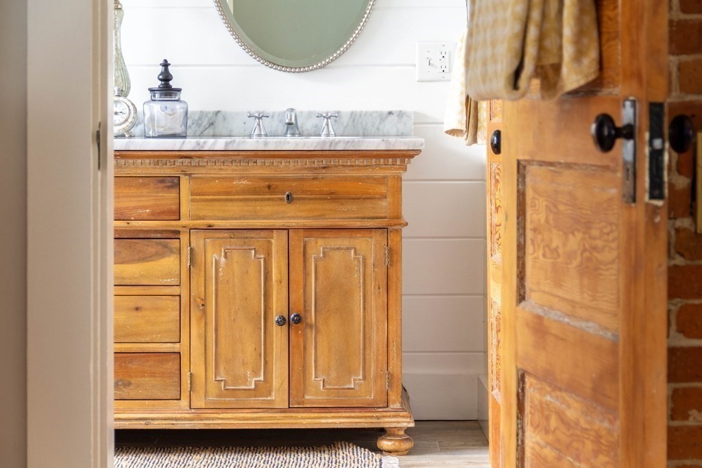 7 Fort Hill Street Hingham, MA 02043 - Photo 18 of 21