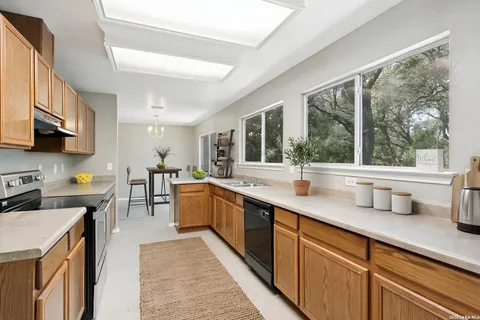$290,000 | 17238 Irongate Rail, San Antonio, TX 78247