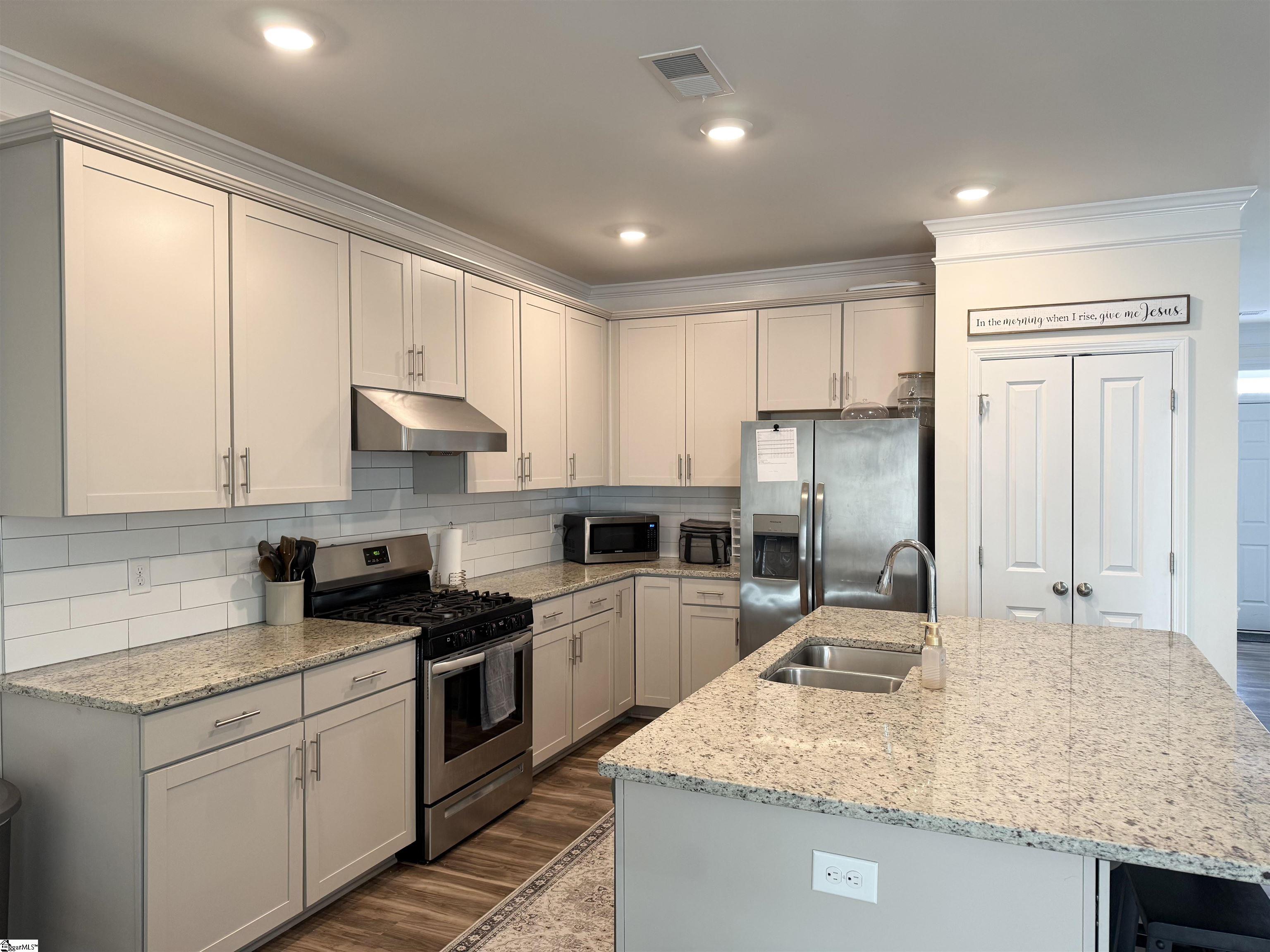 504 Slate Court Easley, SC 29642 - Photo 7 of 41 Gallery Image 7