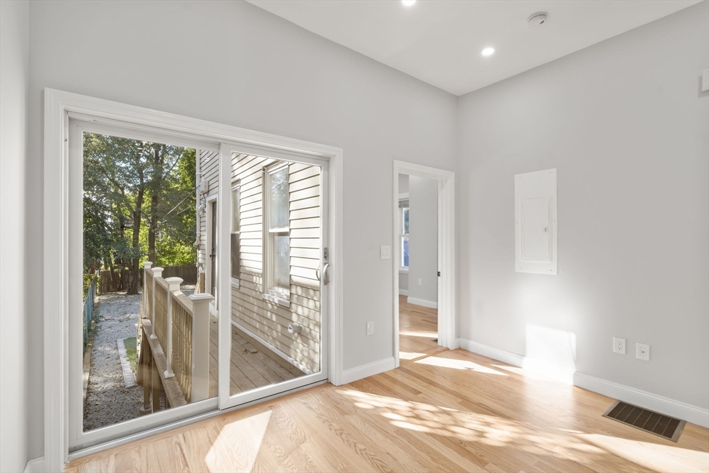 531 East 5th Street, Unit 1 Boston, MA 02127 - Photo 14 of 19