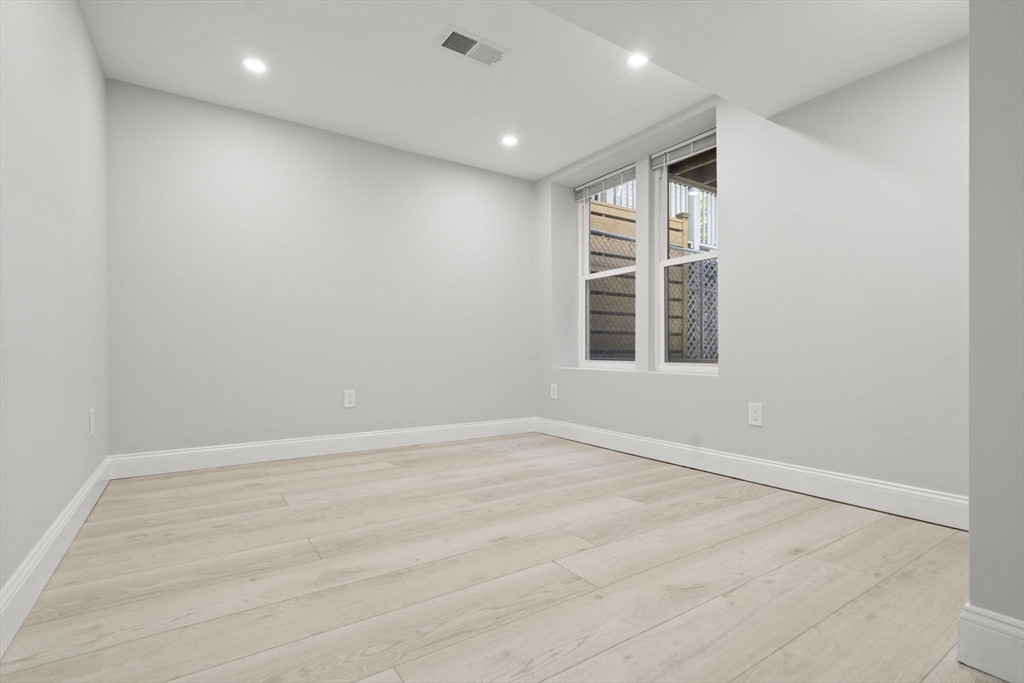 531 East 5th Street, Unit 1 Boston, MA 02127 - Photo 15 of 19