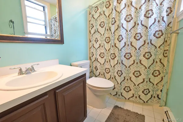 $629,999 | 78 North Bicycle Path, Selden, NY 11784