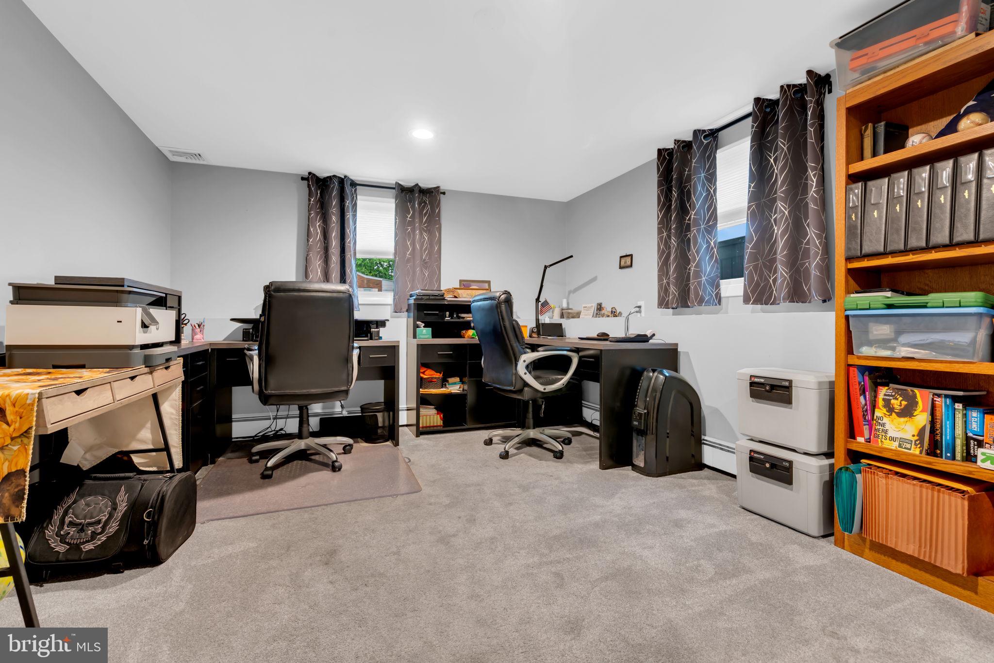 81 Sharon Road Robbinsville, NJ 08691 - Photo 25 of 37