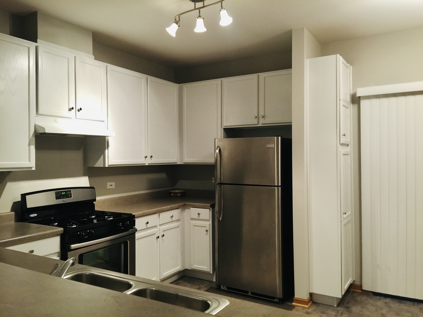 3467 Ravinia Circle Aurora, IL 60504 - Photo 5 of 11