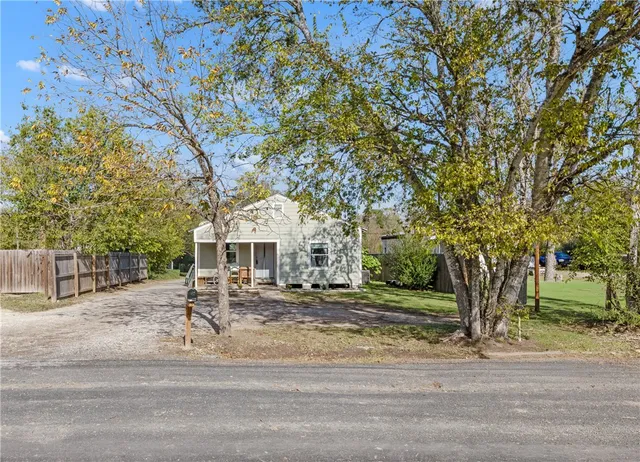 $160,000 | 1610 Una Avenue, Bryan, TX 77803