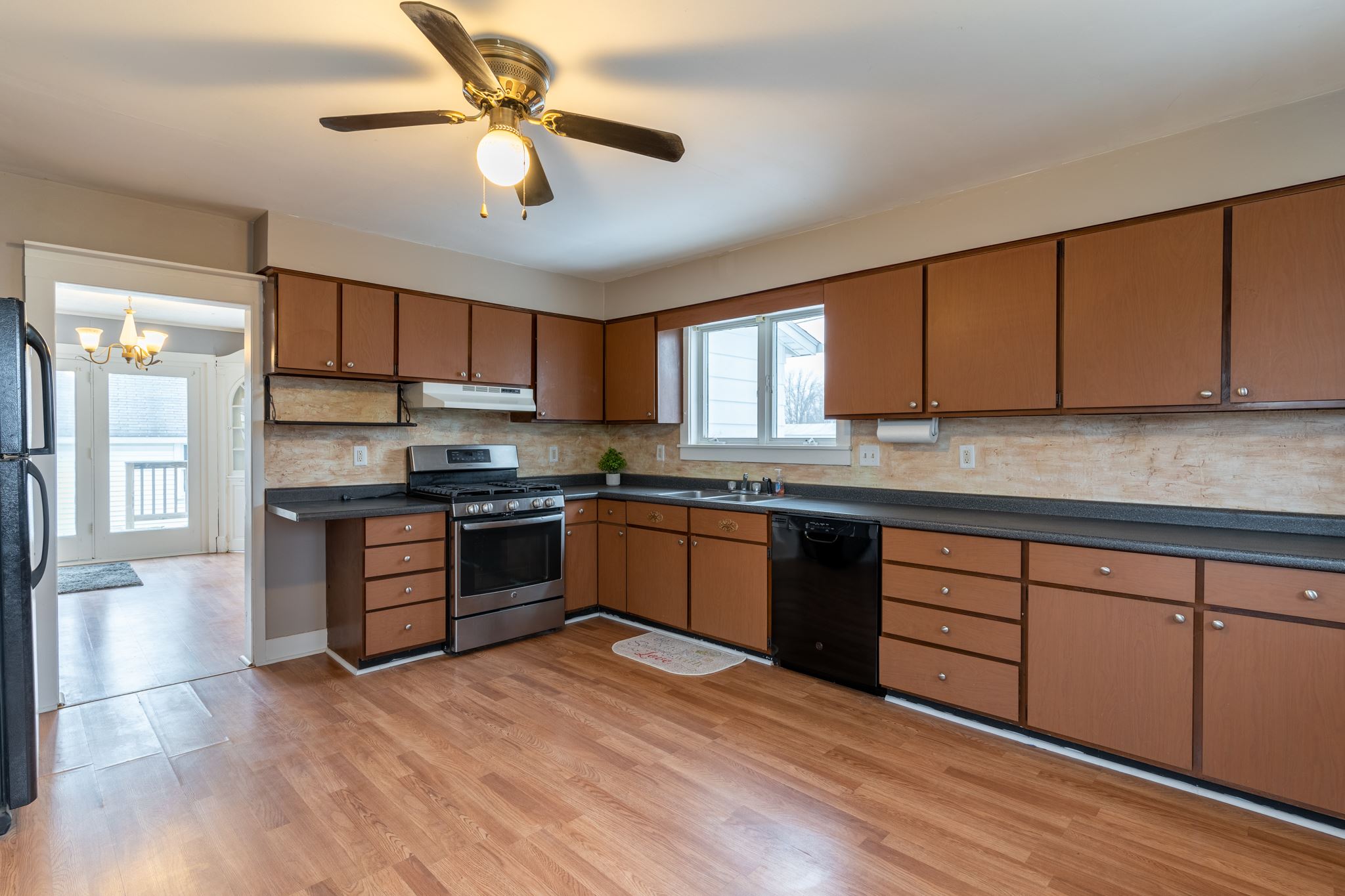 209 East Monroe Street Butler, IN 46721 - Photo 20 of 28